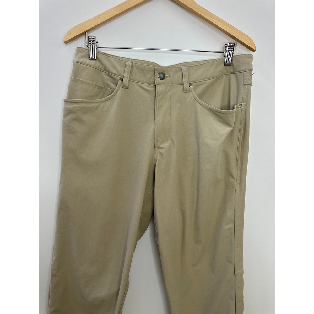 Lululemon 5 Pocket ABC Warpstreme Pants Classic Mens Size 32 x 31 Beige Tan - Picture 3 of 9
